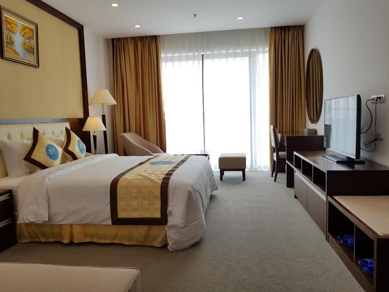 Relax Ha Long Hotel Экстерьер фото